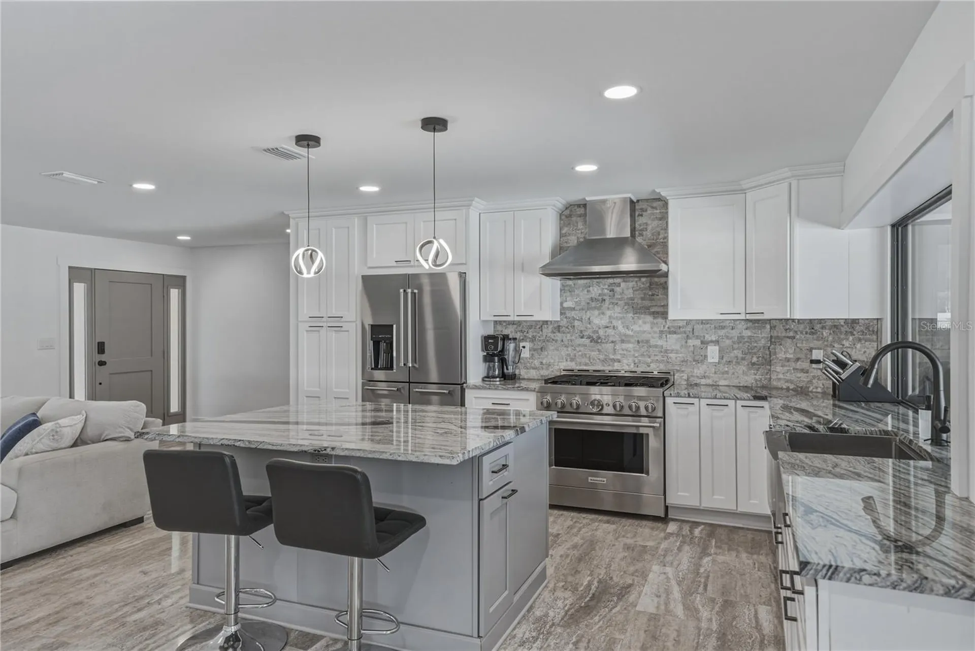 4201 37th Street S St Petersburg FL 33711