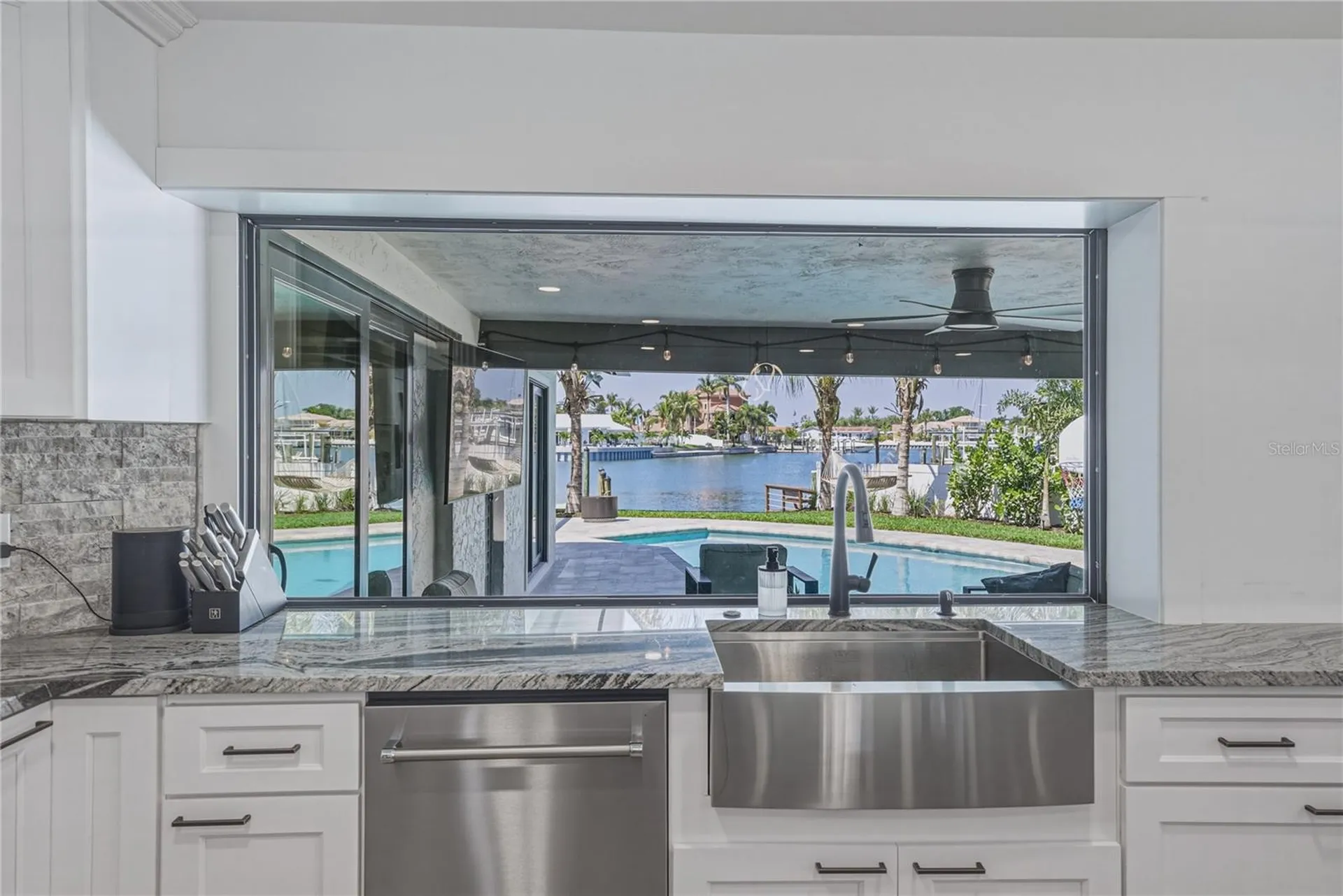 4201 37th Street S St Petersburg FL 33711