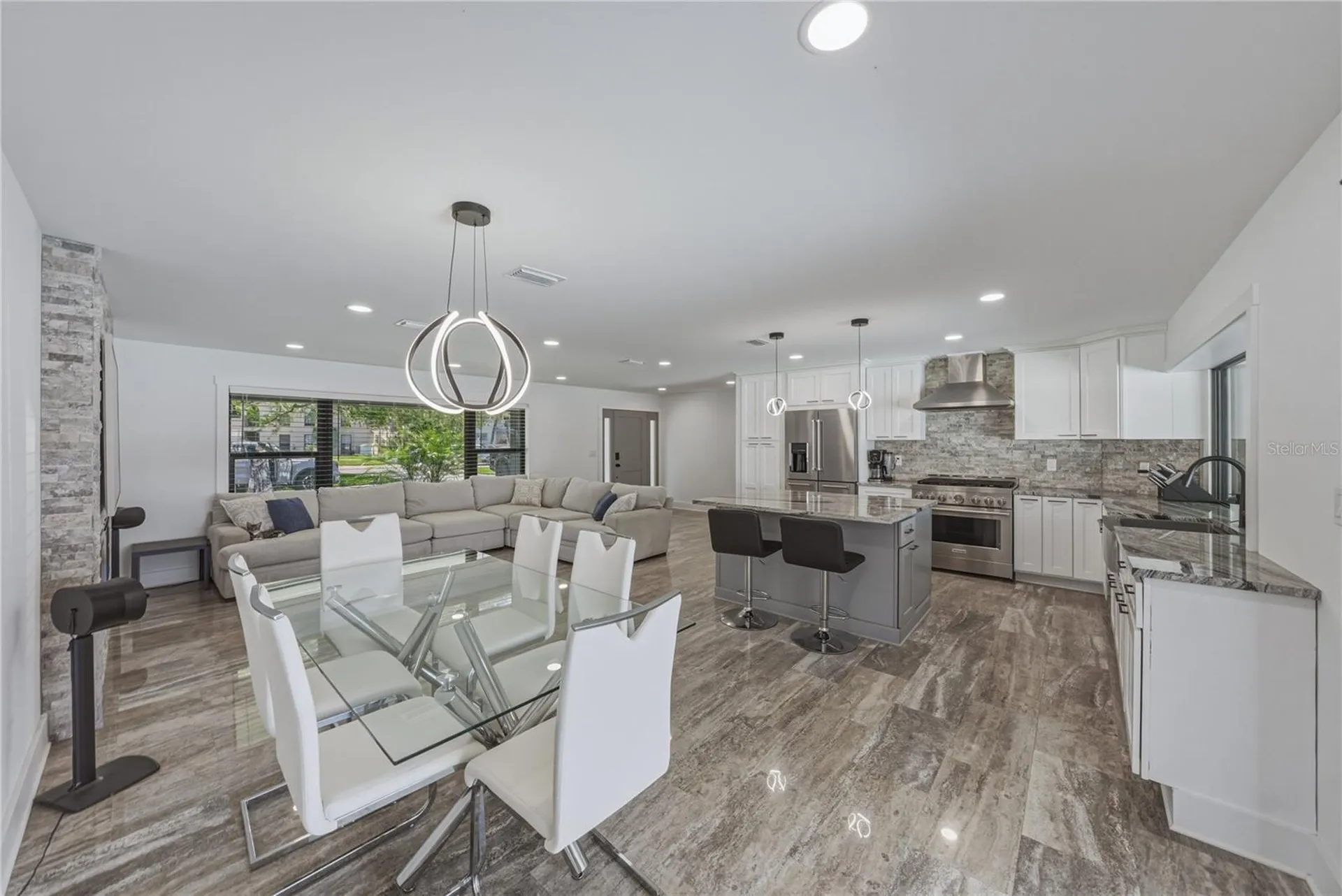 4201 37th Street S St Petersburg FL 33711