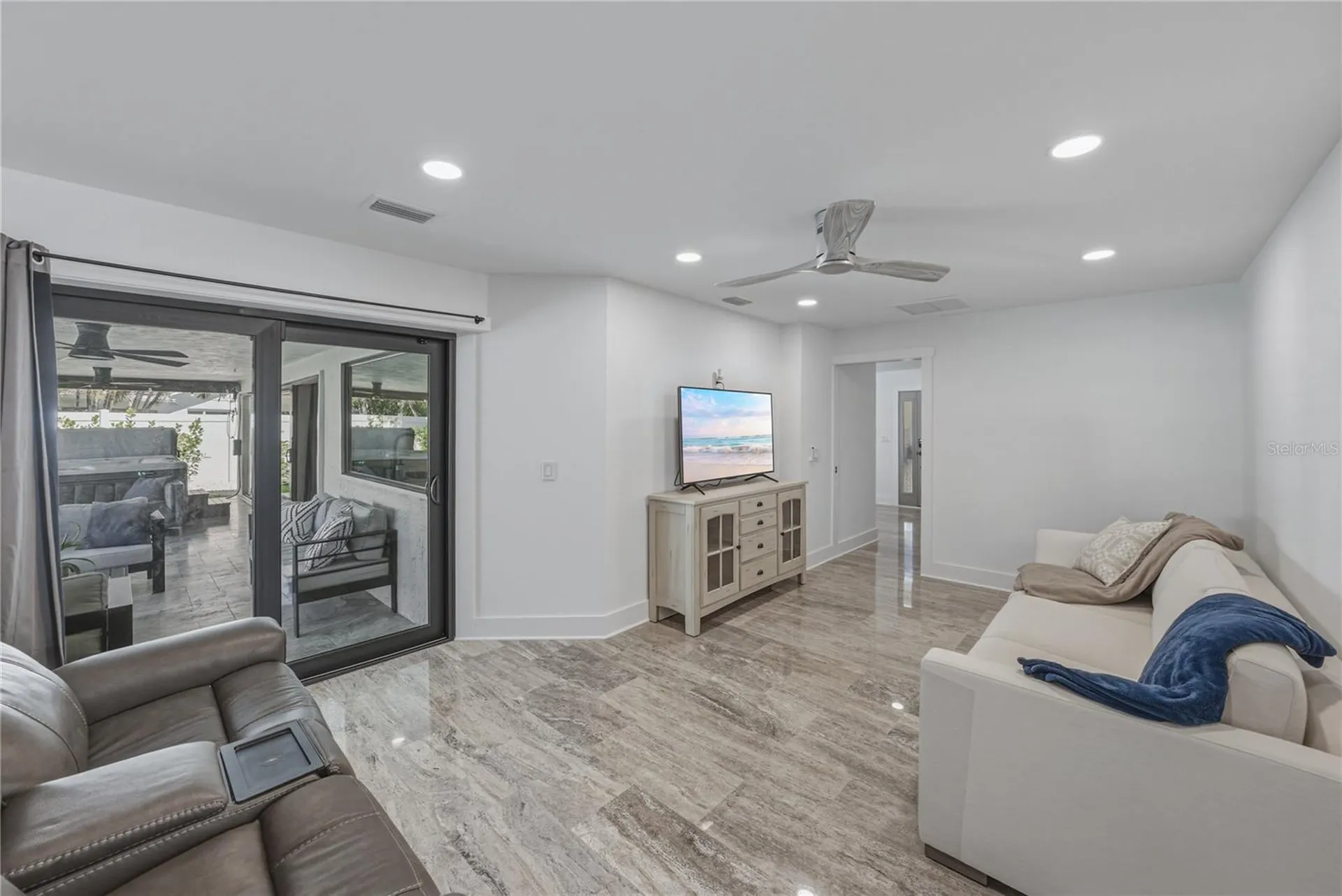 4201 37th Street S St Petersburg FL 33711