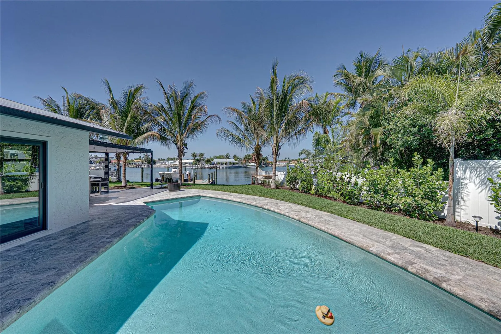 4201 37th Street S St Petersburg FL 33711