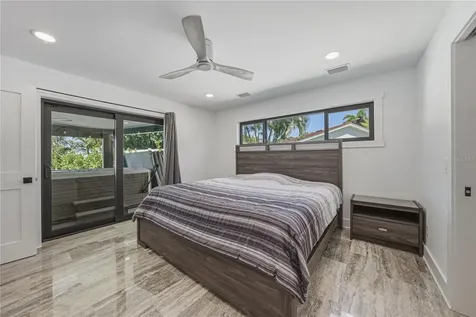 4201 37th Street S St Petersburg FL 33711