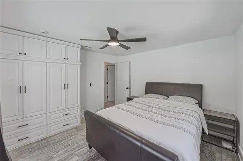 4201 37th Street S St Petersburg FL 33711