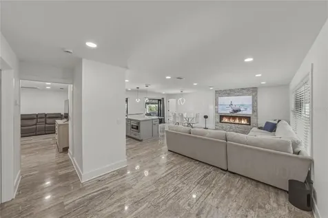 4201 37th Street S St Petersburg FL 33711