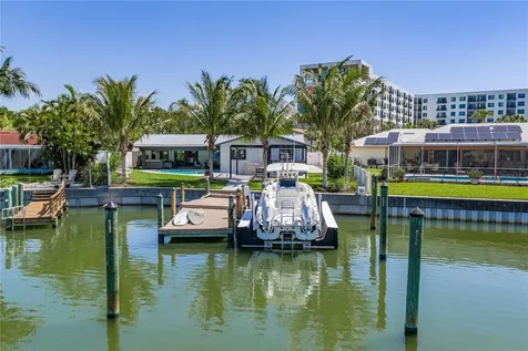 4201 37th Street S St Petersburg FL 33711