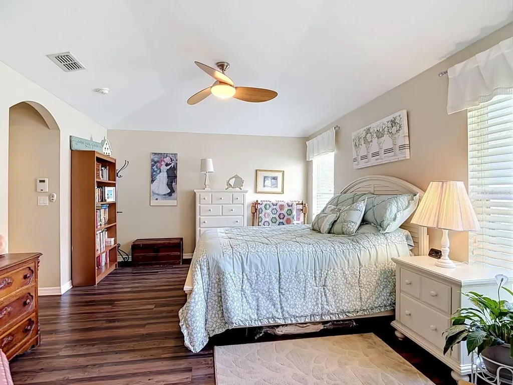 13256 Whisper Bay Drive Clermont FL 34711