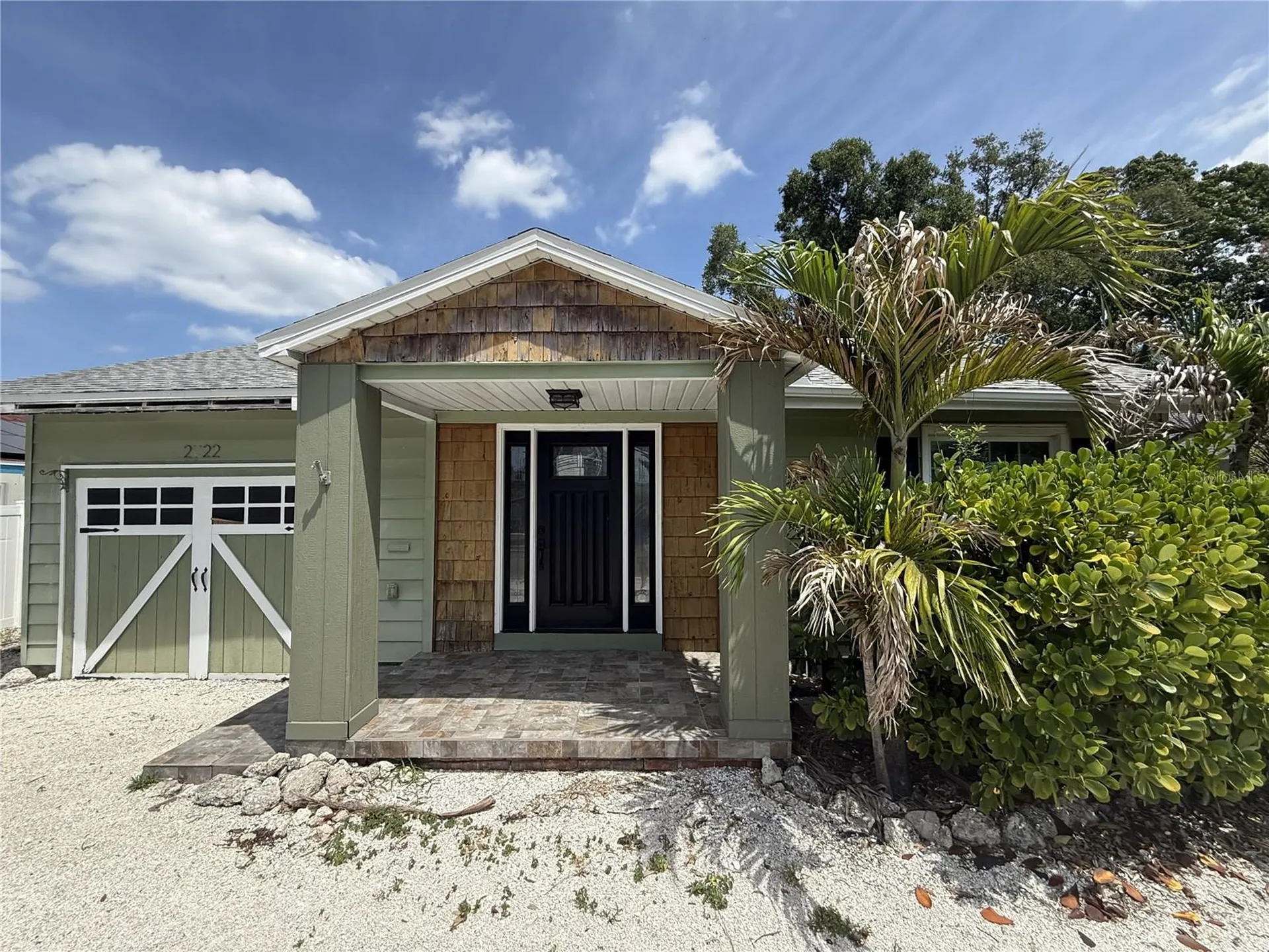 2722 9th Avenue W Bradenton FL 34205