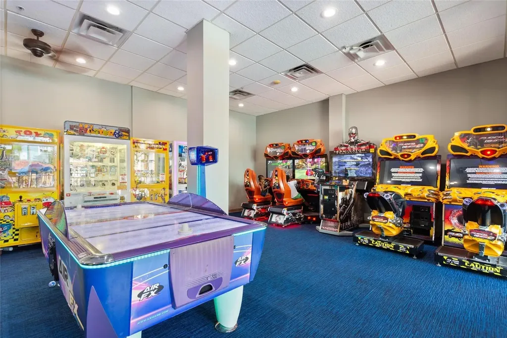12544 Floridays Resort Drive Orlando FL 32821