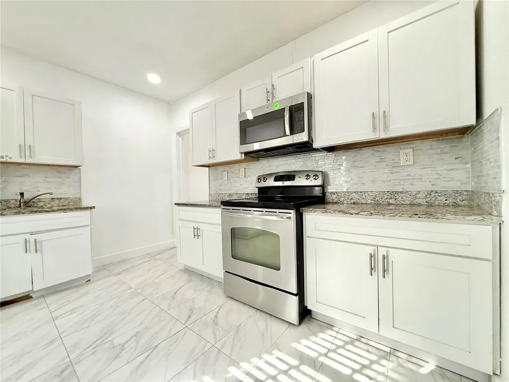 507 N Ridgewood Drive Daytona Beach FL 32114