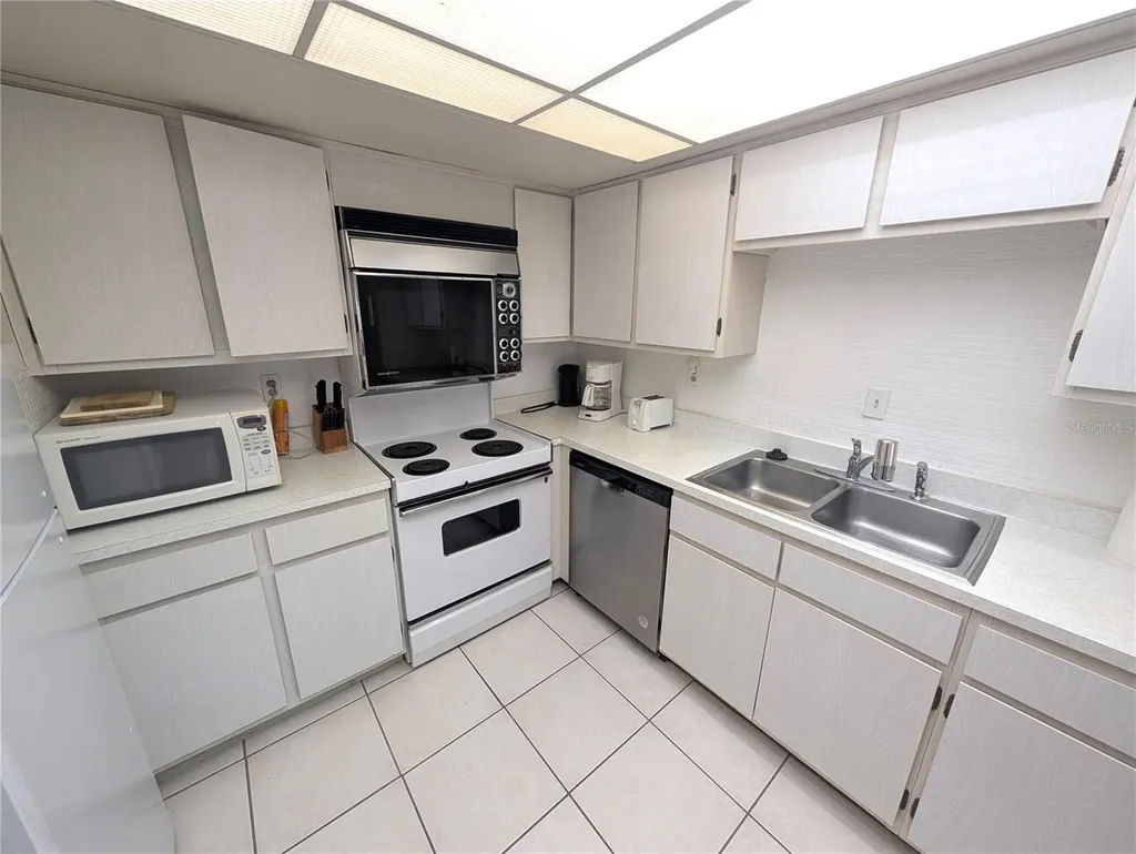 17920 Gulf Boulevard Redington Shores FL 33708