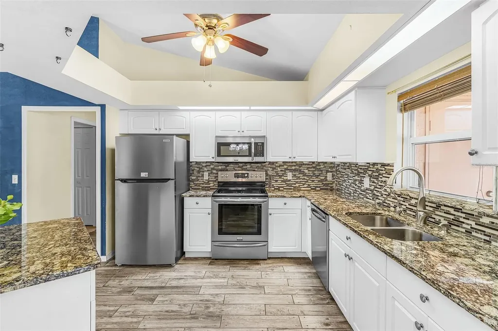 1215 SE 27th Street Cape Coral FL 33904