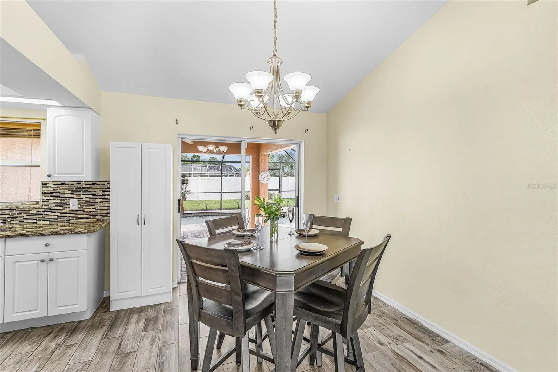 1215 SE 27th Street Cape Coral FL 33904