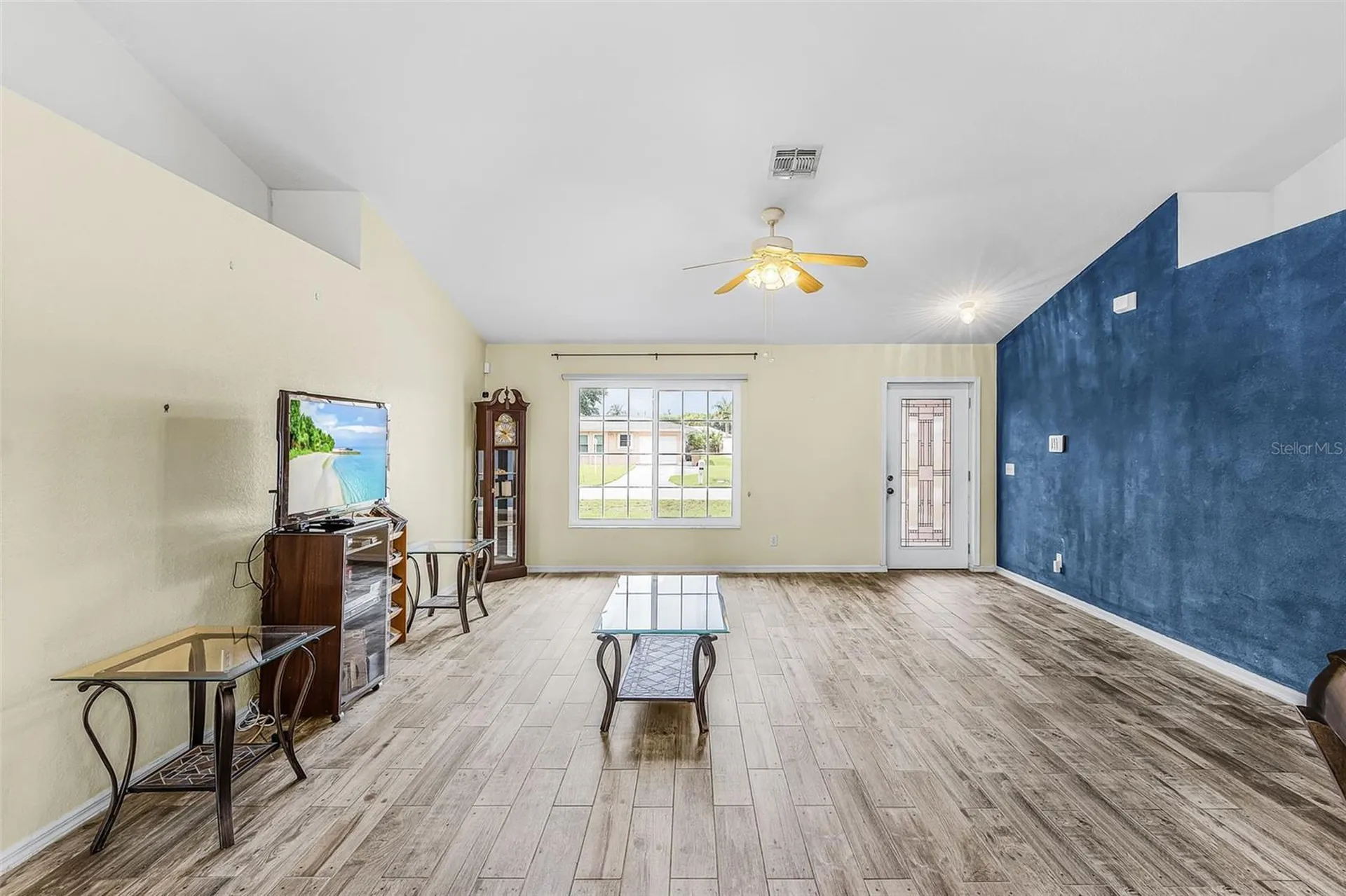1215 SE 27th Street Cape Coral FL 33904