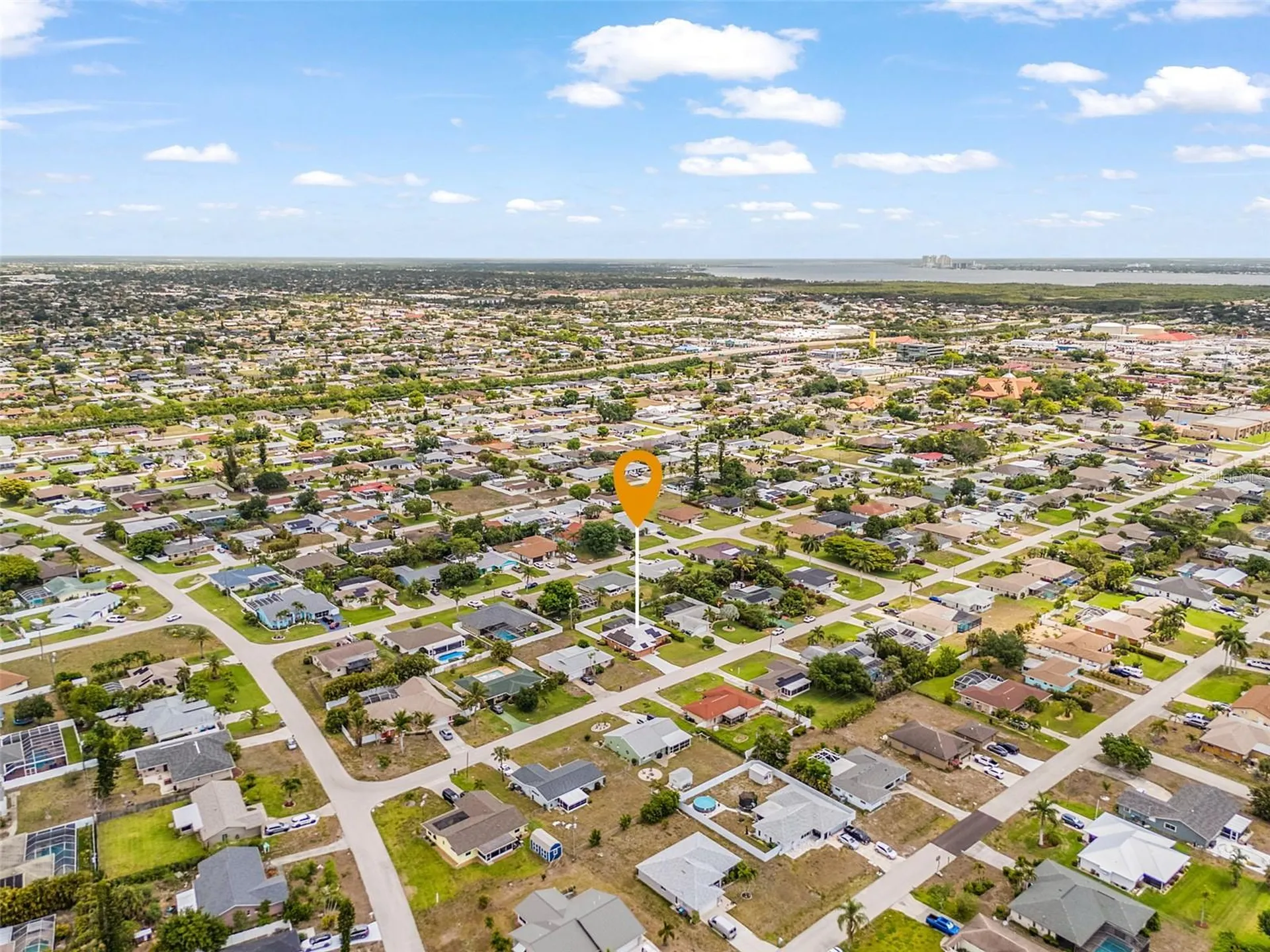 1215 SE 27th Street Cape Coral FL 33904