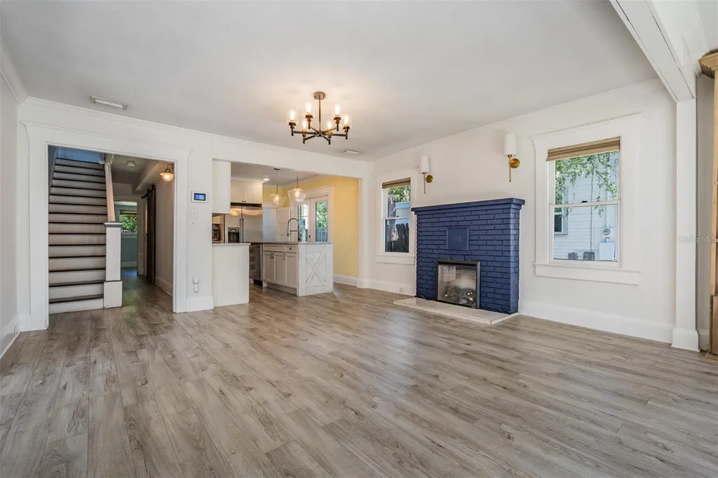 4109 N Seminole Avenue Tampa FL 33603