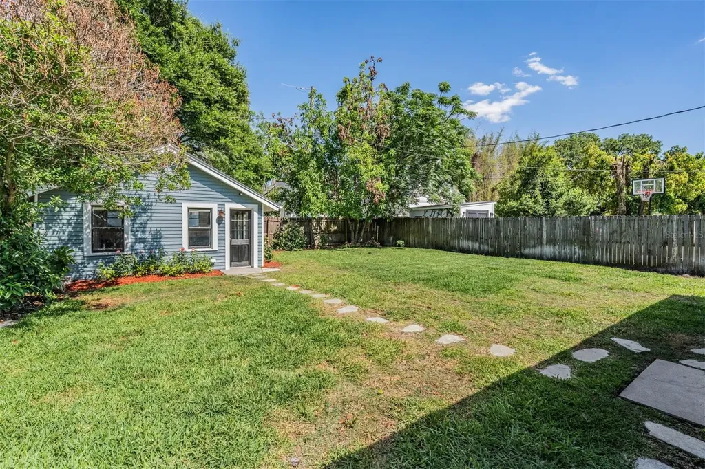 4109 N Seminole Avenue Tampa FL 33603