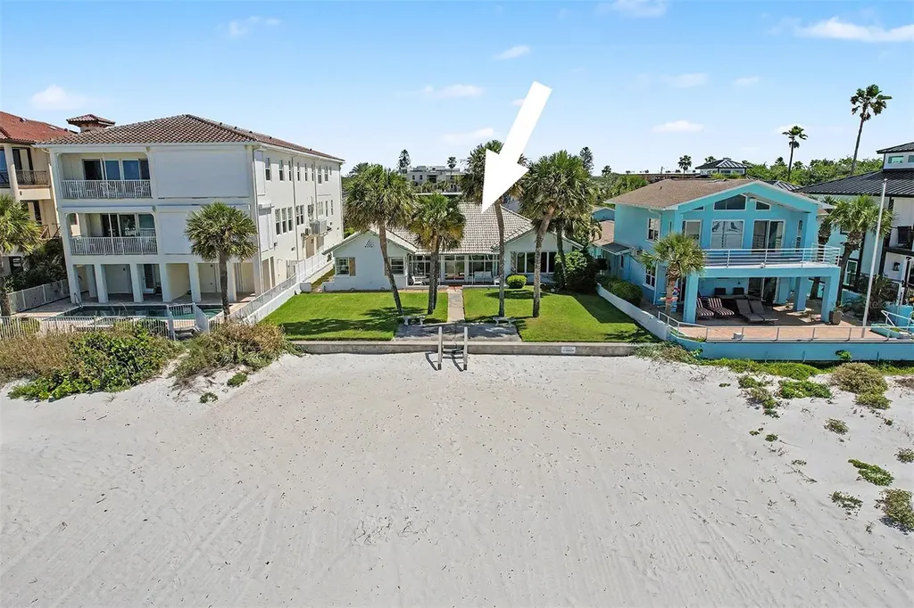 18206 Sunset Boulevard Redington Shores FL 33708