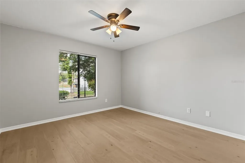 925 Red Dandy Drive Orlando FL 32818