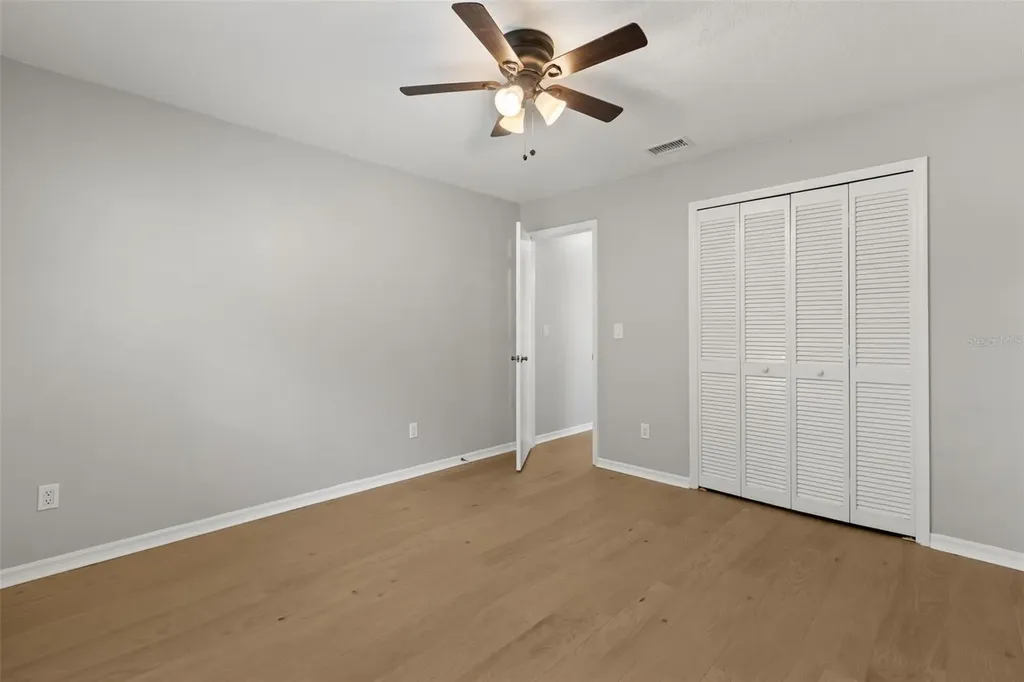 925 Red Dandy Drive Orlando FL 32818