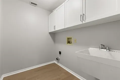 925 Red Dandy Drive Orlando FL 32818