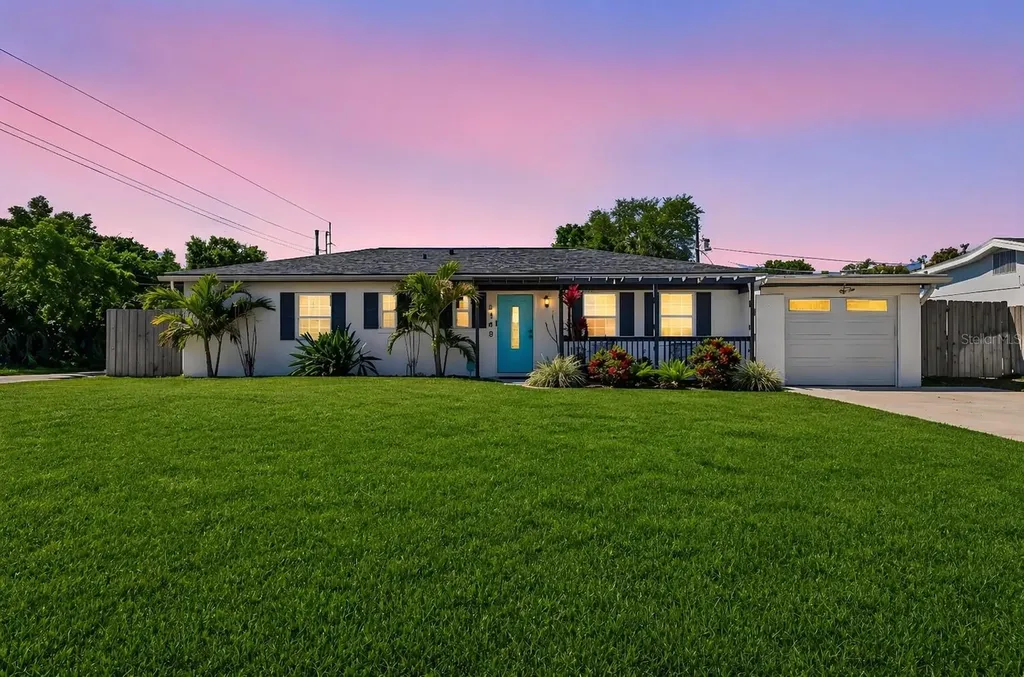 4100 W Tyson Avenue Tampa FL 33611