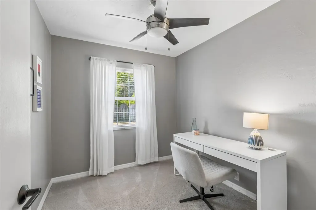 4100 W Tyson Avenue Tampa FL 33611