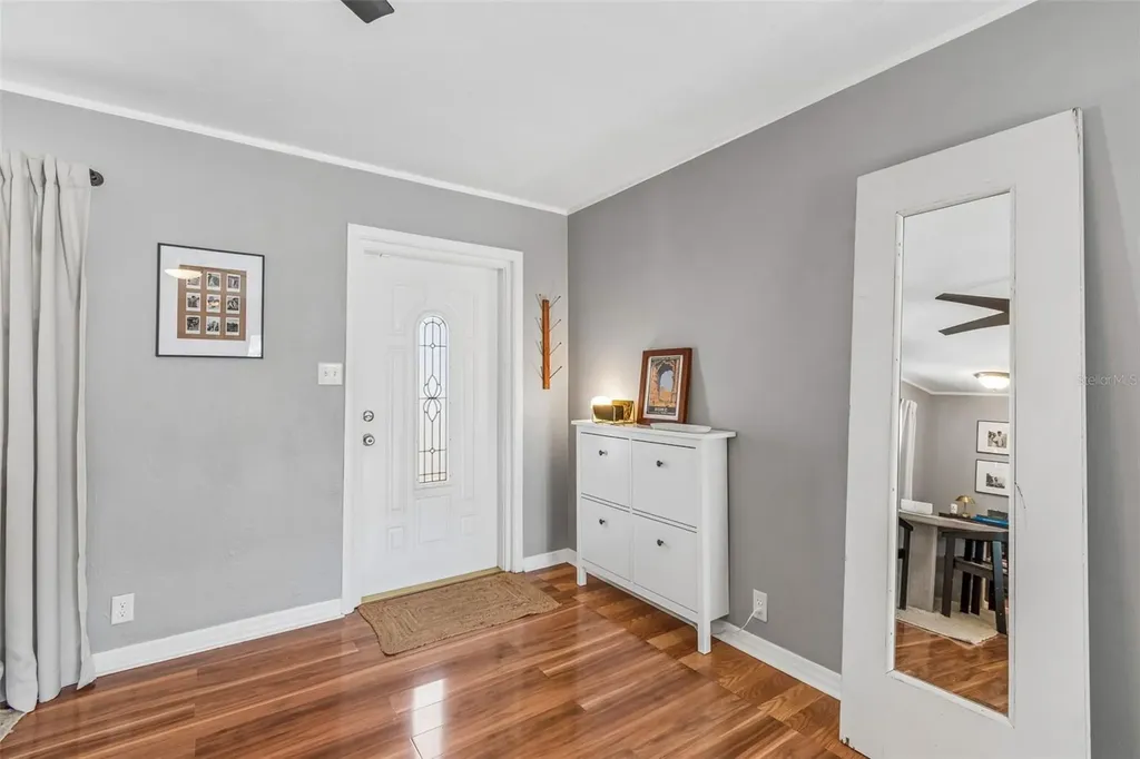 4100 W Tyson Avenue Tampa FL 33611
