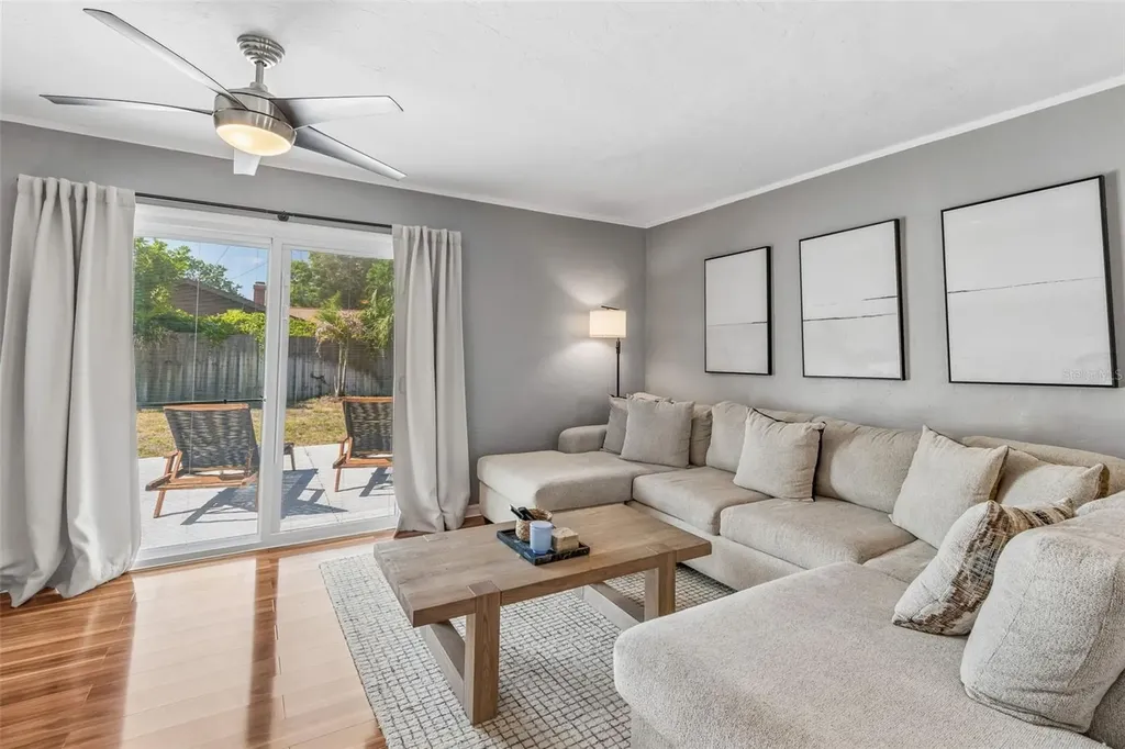 4100 W Tyson Avenue Tampa FL 33611