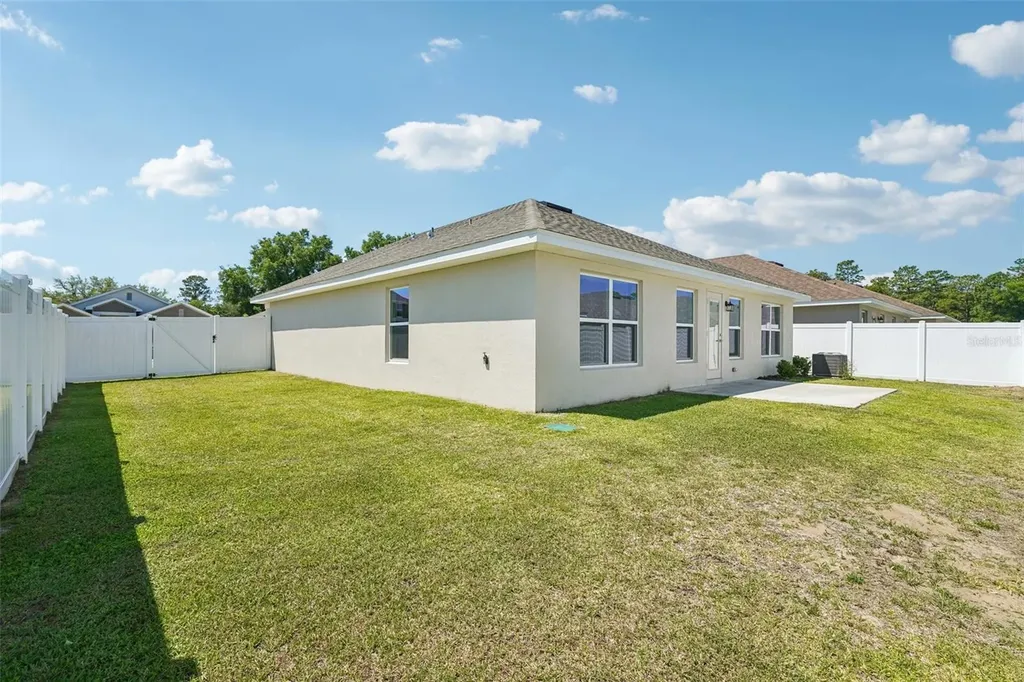 4588 SE 25th Loop Ocala FL 34480