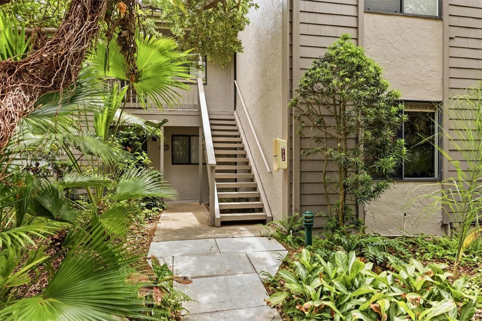 1519 Clower Creek Drive Sarasota FL 34231