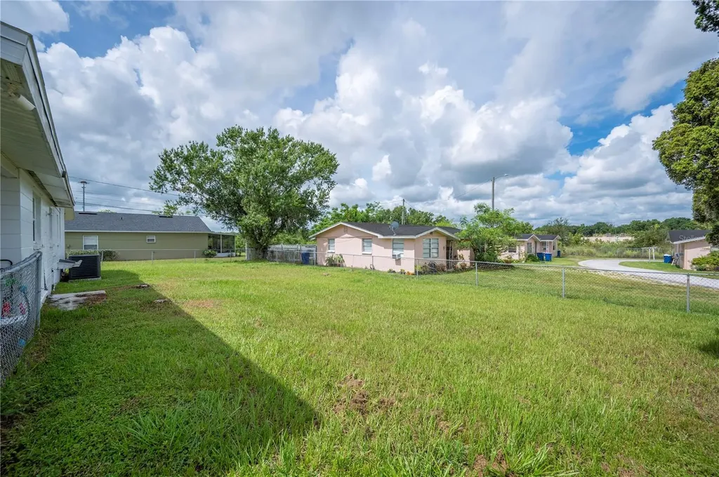 311 SW 3rd Avenue Mulberry FL 33860