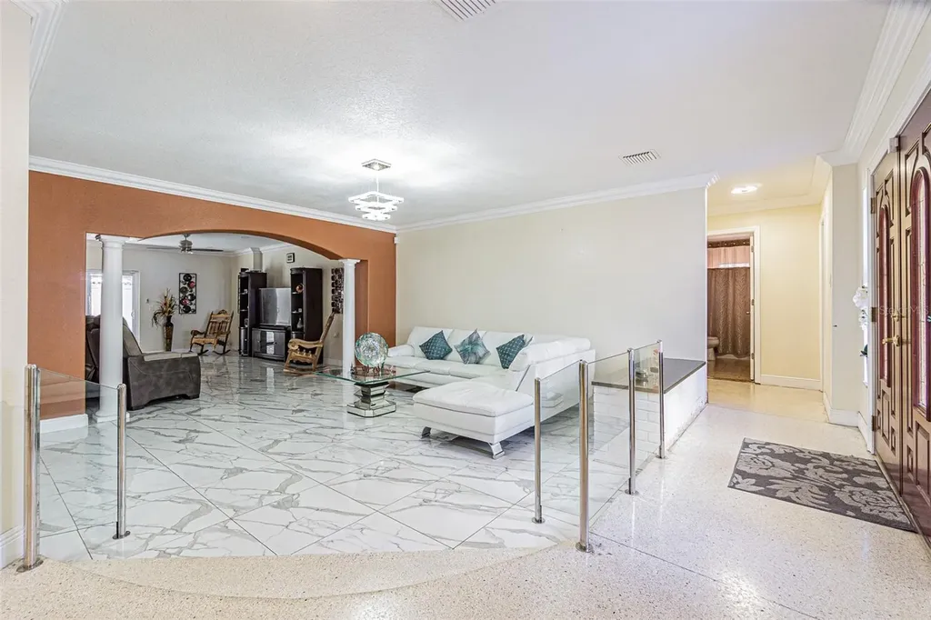 3112 W Henry Avenue Tampa FL 33614