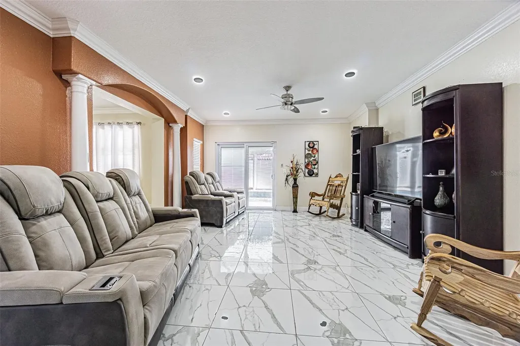 3112 W Henry Avenue Tampa FL 33614
