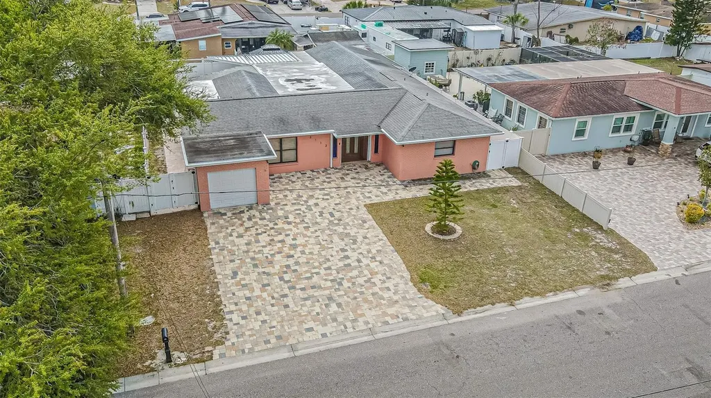 3112 W Henry Avenue Tampa FL 33614