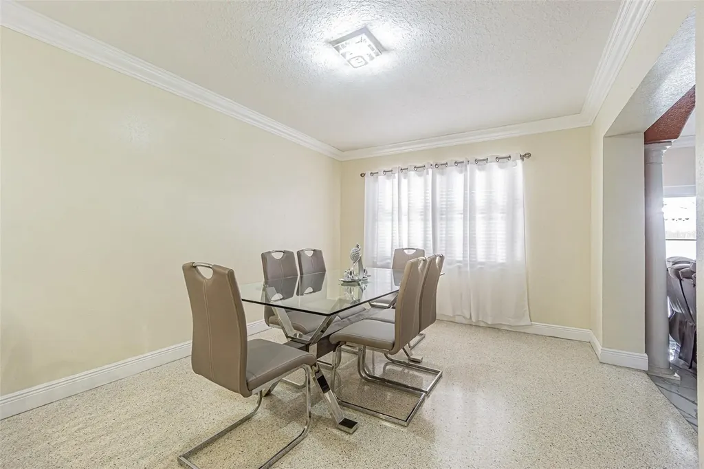 3112 W Henry Avenue Tampa FL 33614