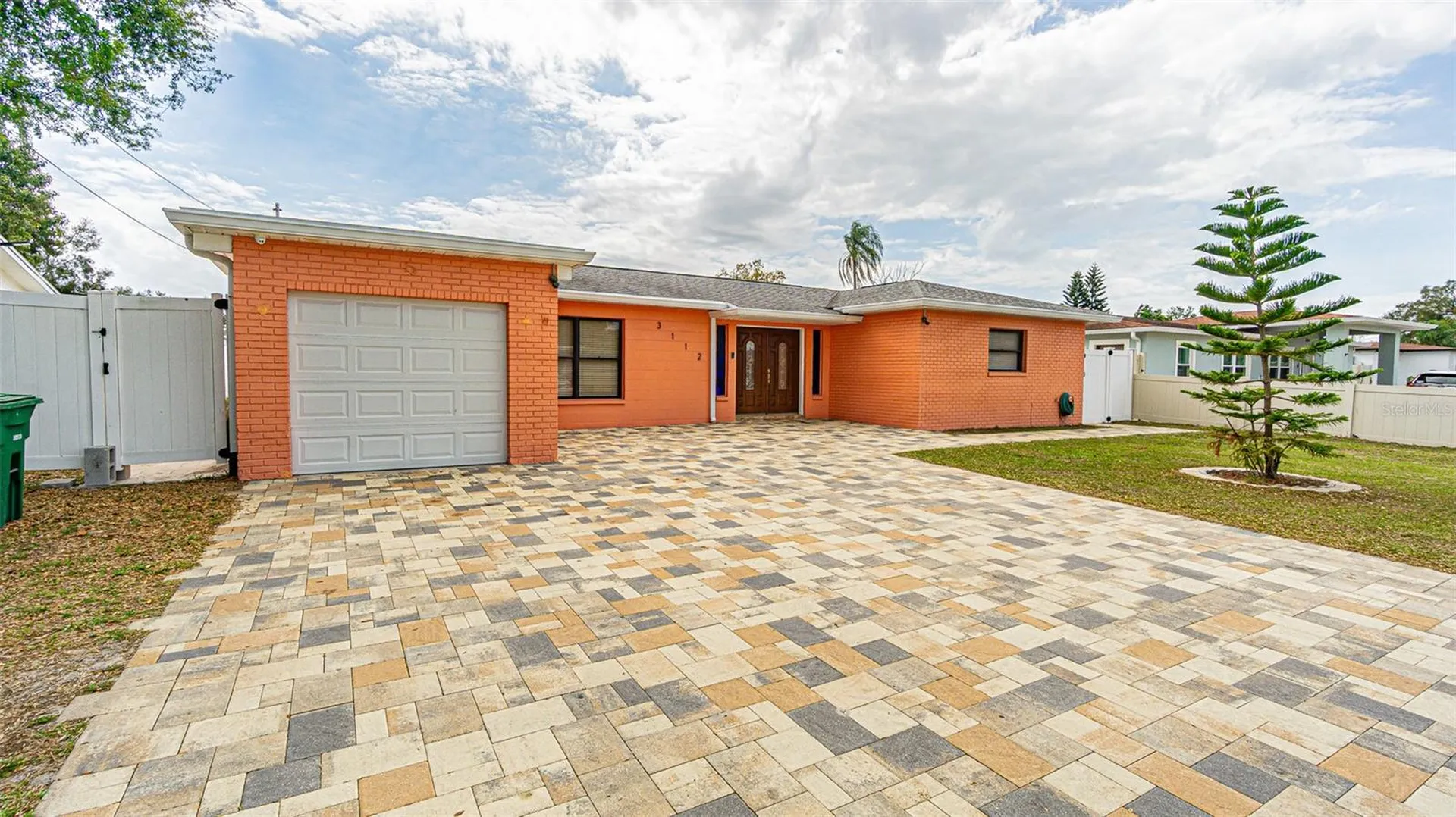 3112 W Henry Avenue Tampa FL 33614