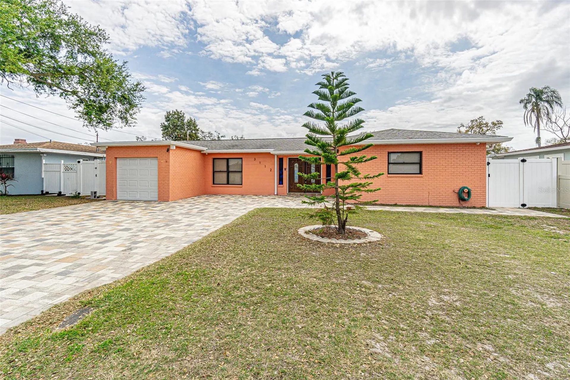 3112 W Henry Avenue Tampa FL 33614