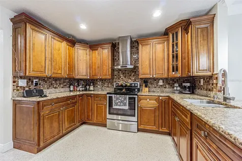 3112 W Henry Avenue Tampa FL 33614