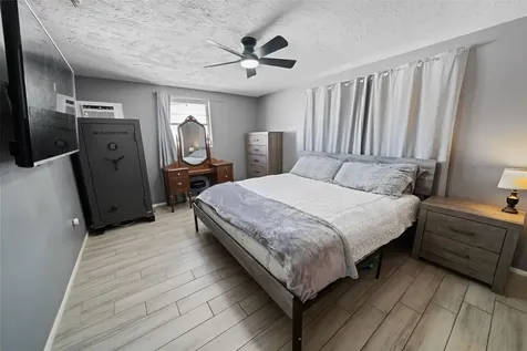 3811 Cedarwood Drive Holiday FL 34691