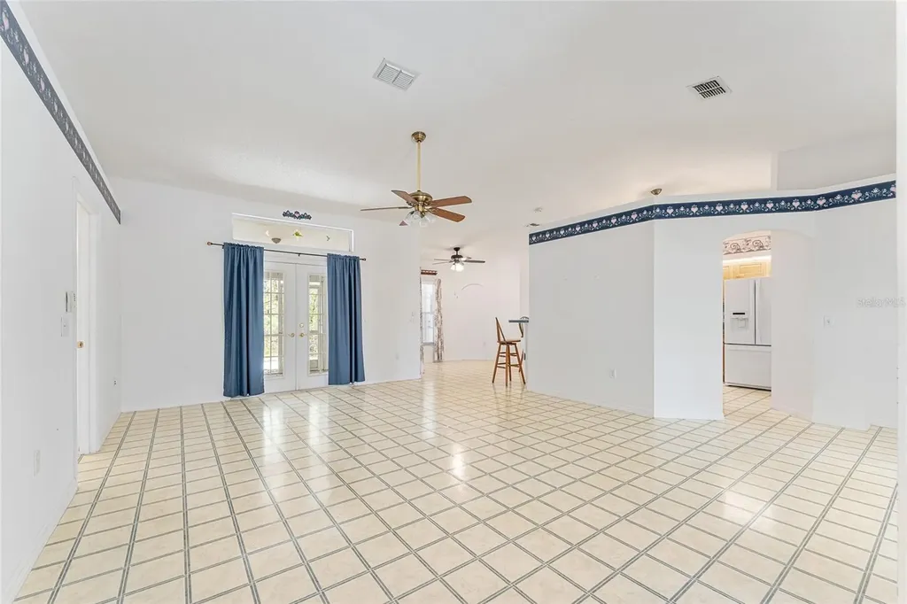 8212 N Zaval Avenue Dunnellon FL 34433