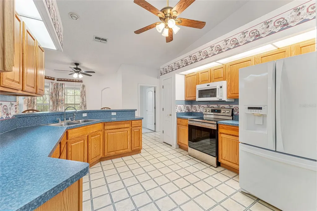 8212 N Zaval Avenue Dunnellon FL 34433