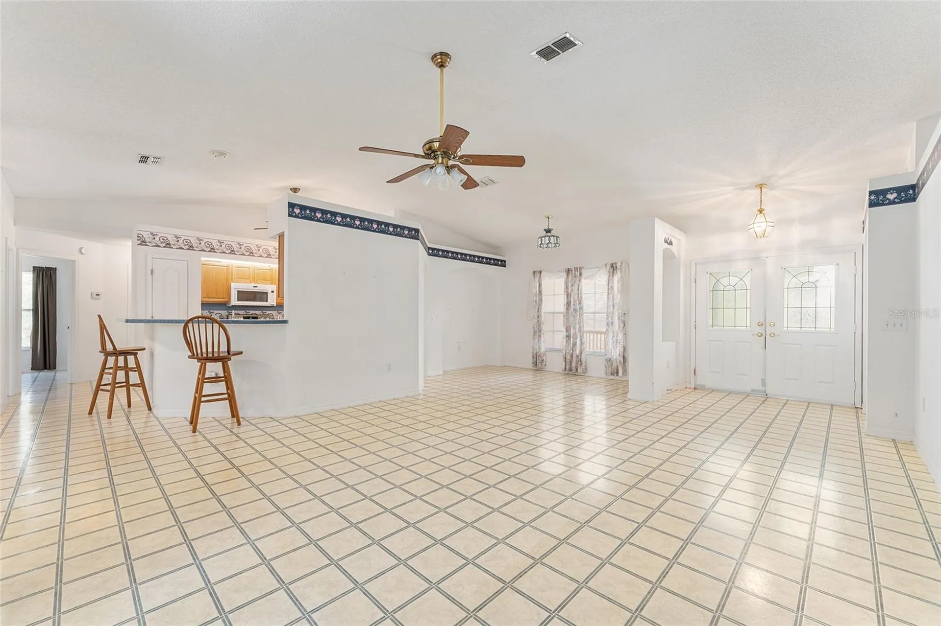 8212 N Zaval Avenue Dunnellon FL 34433