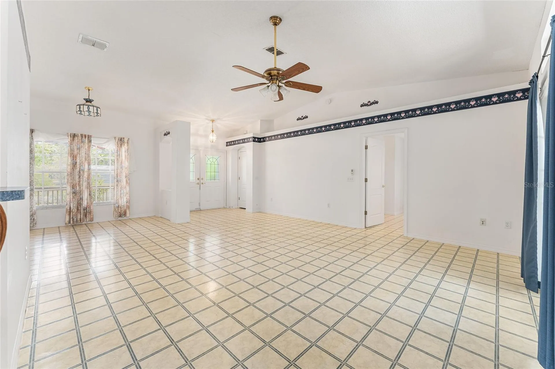8212 N Zaval Avenue Dunnellon FL 34433