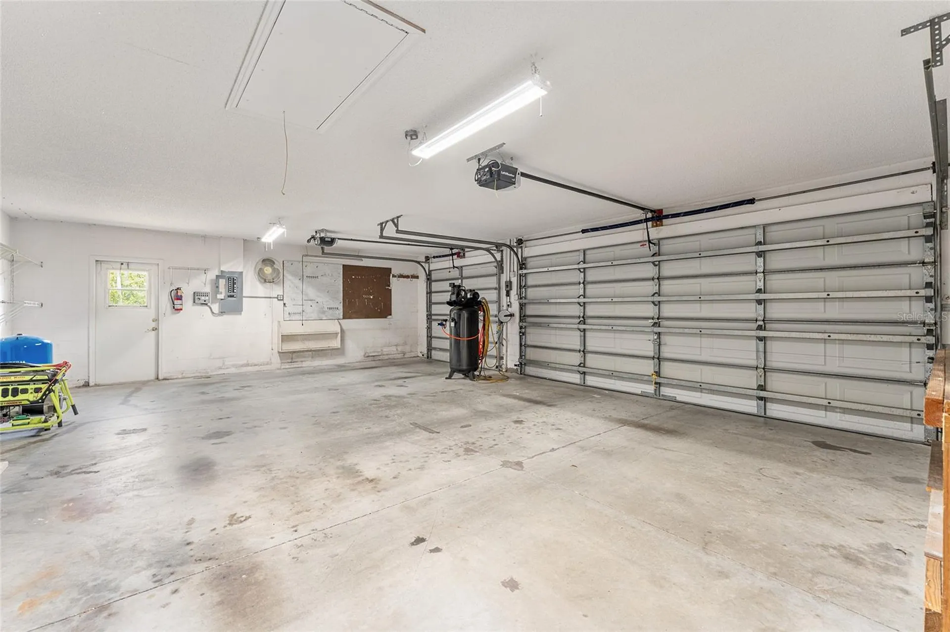 8212 N Zaval Avenue Dunnellon FL 34433