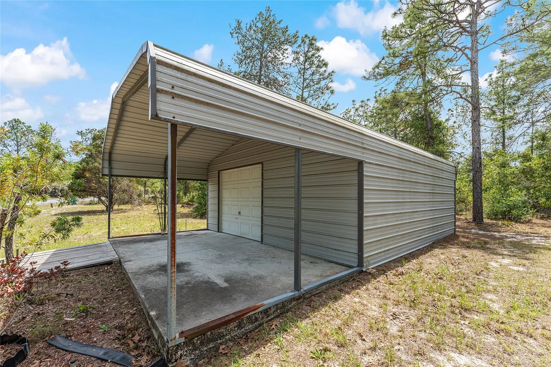 8212 N Zaval Avenue Dunnellon FL 34433