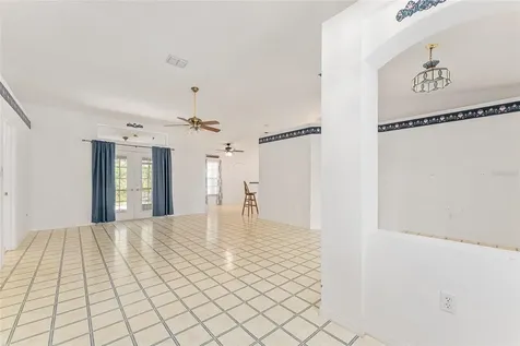8212 N Zaval Avenue Dunnellon FL 34433