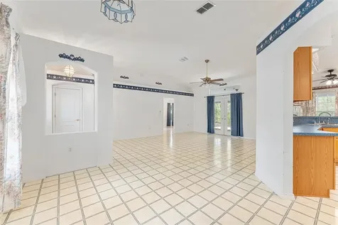 8212 N Zaval Avenue Dunnellon FL 34433