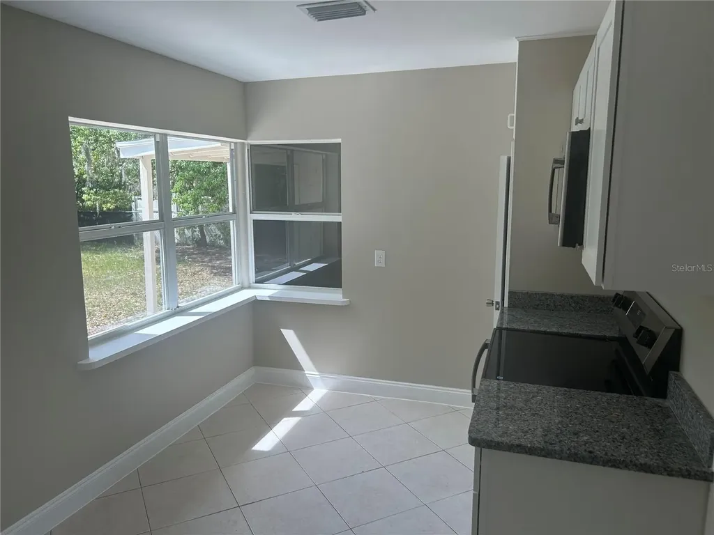 238 S Marydell Avenue Deland FL 32720