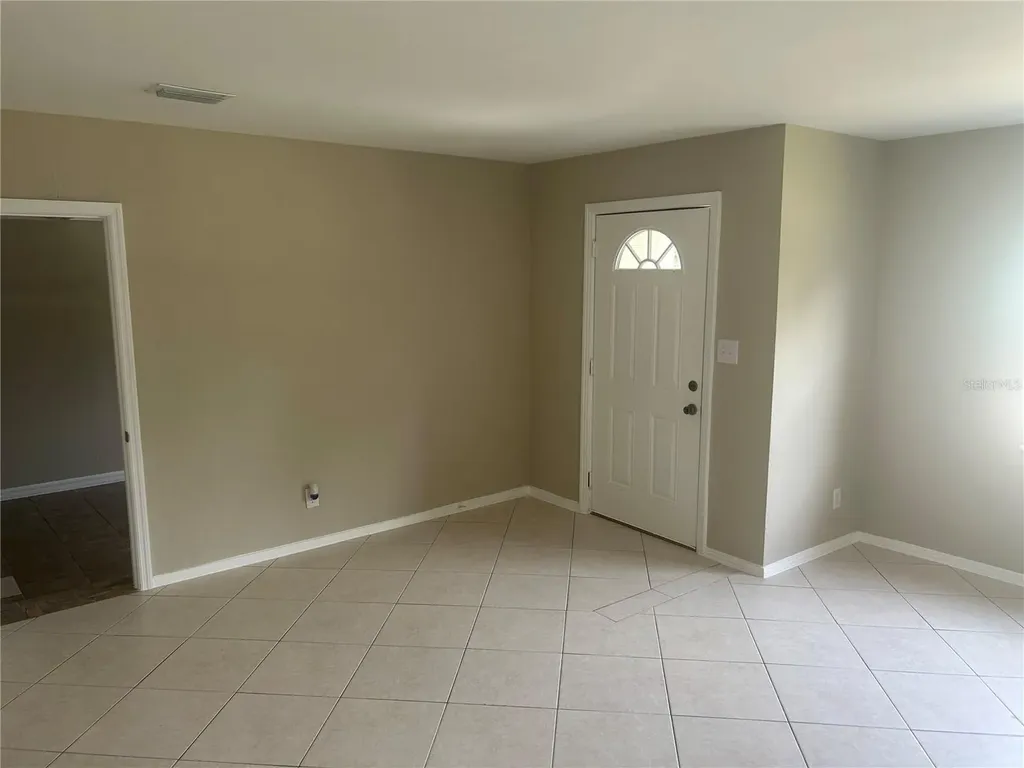 238 S Marydell Avenue Deland FL 32720