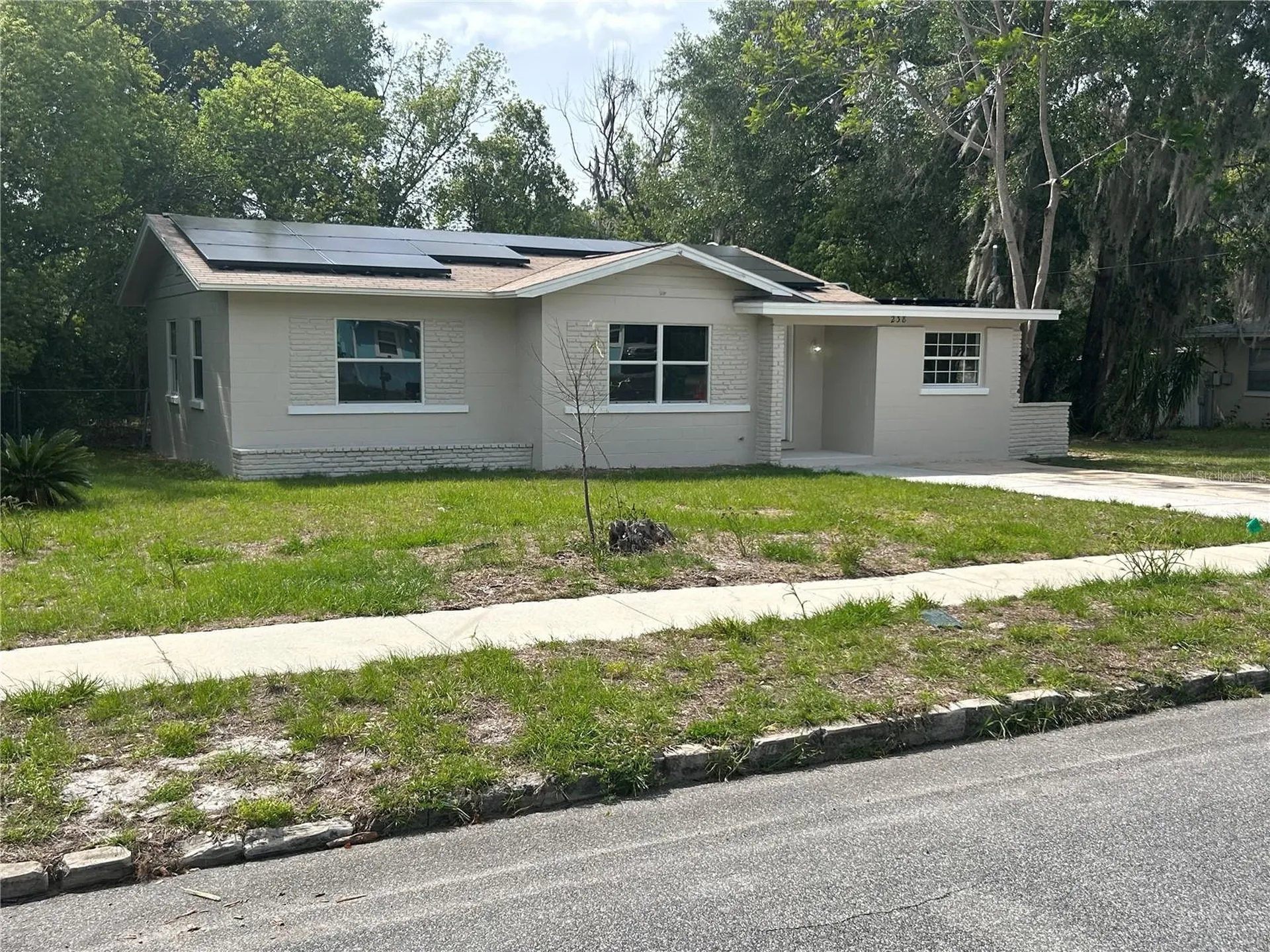 238 S Marydell Avenue Deland FL 32720
